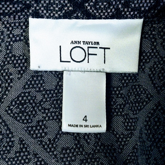 ANN TAYLOR LOFT CROPPED JACKET SIZE 4 - Picture 8 of 9